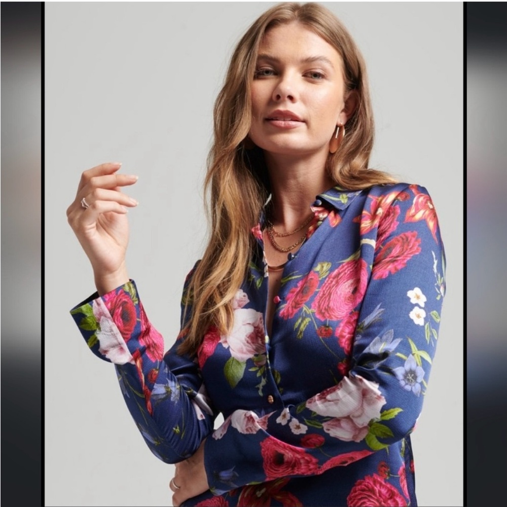 🤩 SILK Max Volmáry Diamonds and Pearls Silk Blouse